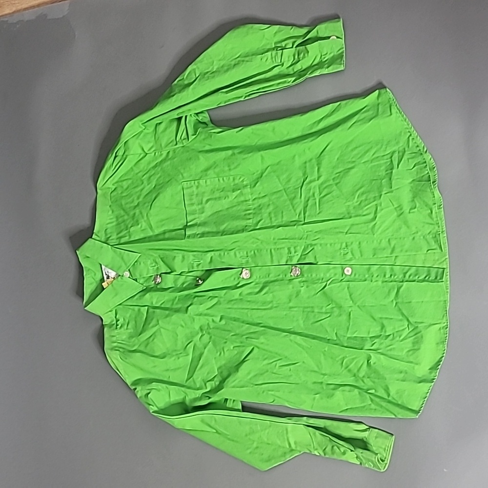 Studio Tokyo vintage women's button down top with pig buttons